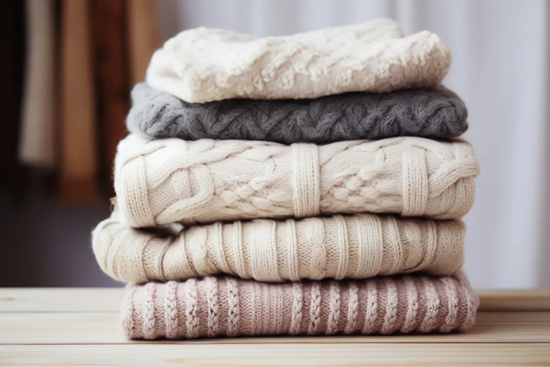 用洗衣机洗羽绒服的正确方法,在家洗衣服羽绒服的正确洗法