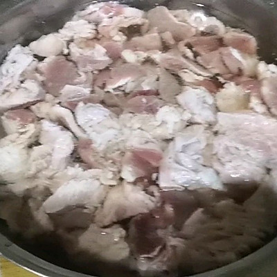 饭店筋头巴脑牛肉火锅做法,筋头巴脑火锅的做法商用