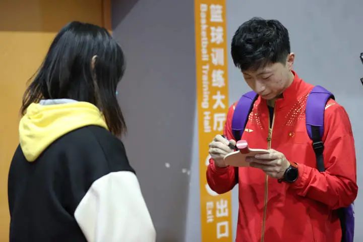 马龙事件最新进展,马龙事件最新结果