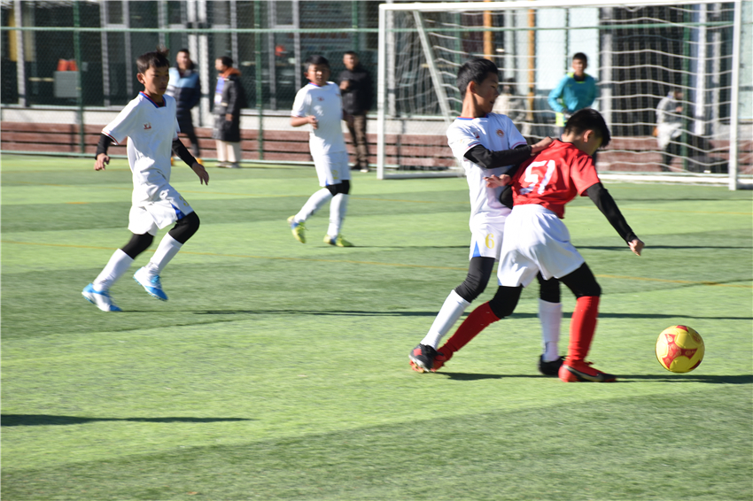 丽江足球青训俱乐部报名,丽江足球青训比赛