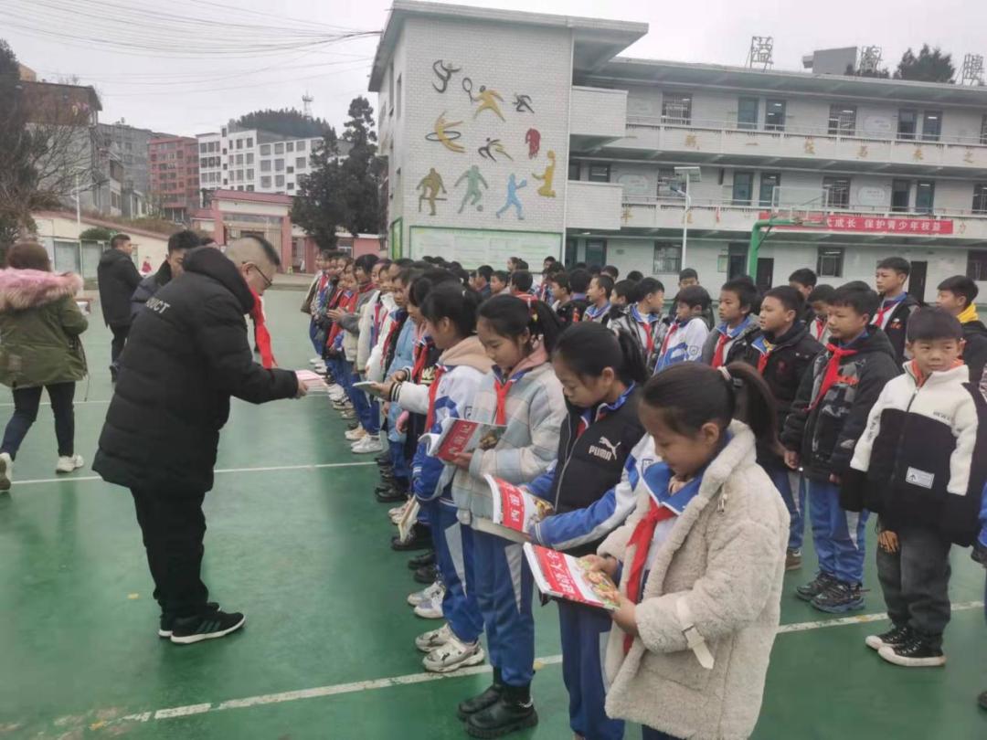 浠ヤ功鎹㈣敩鍏泭琛屽姩,浠ヤ功鎹㈣敩鍏冩棪娲诲姩