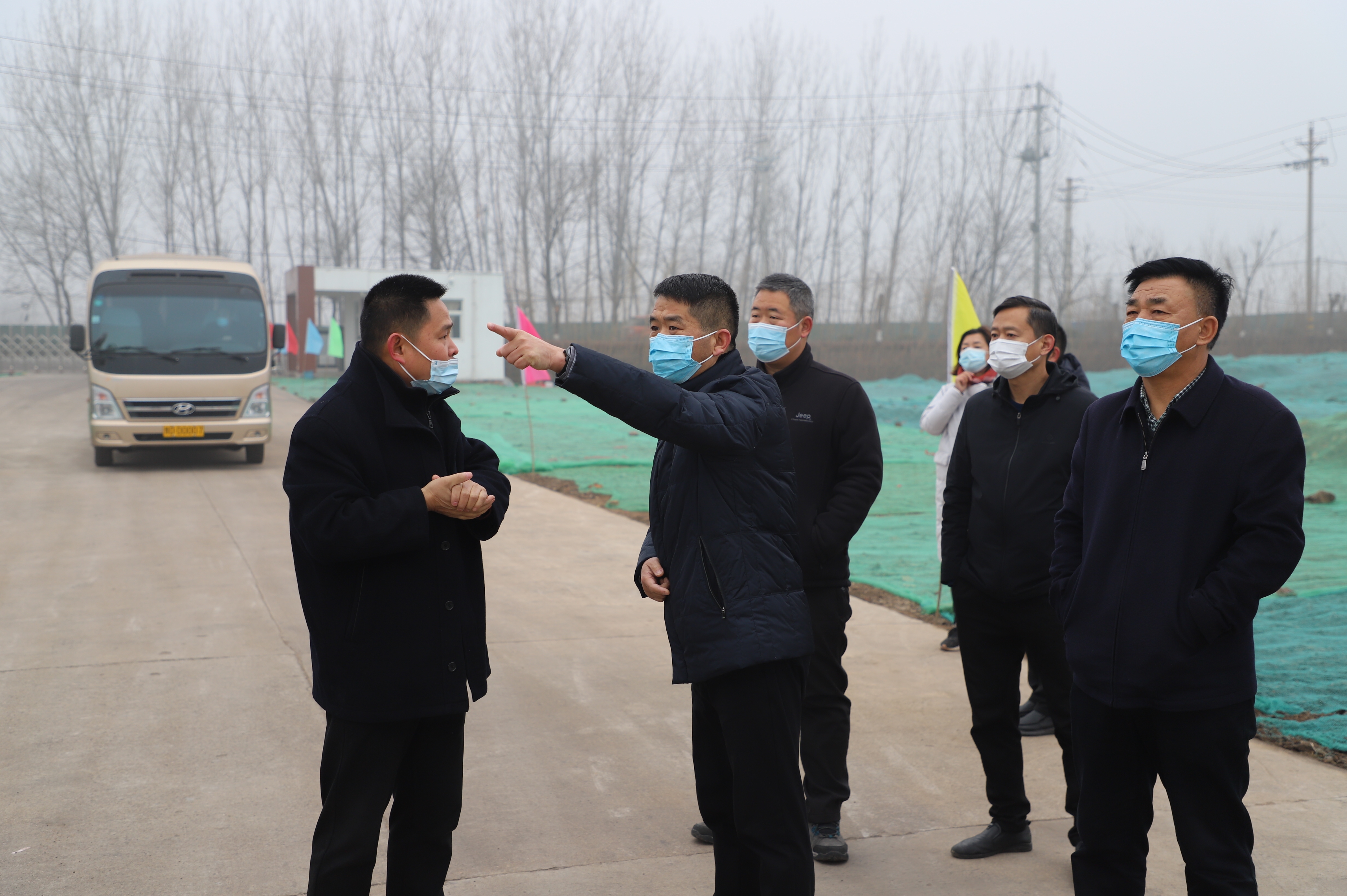 石龙区集中观摩督导重点项目建设,石龙项目