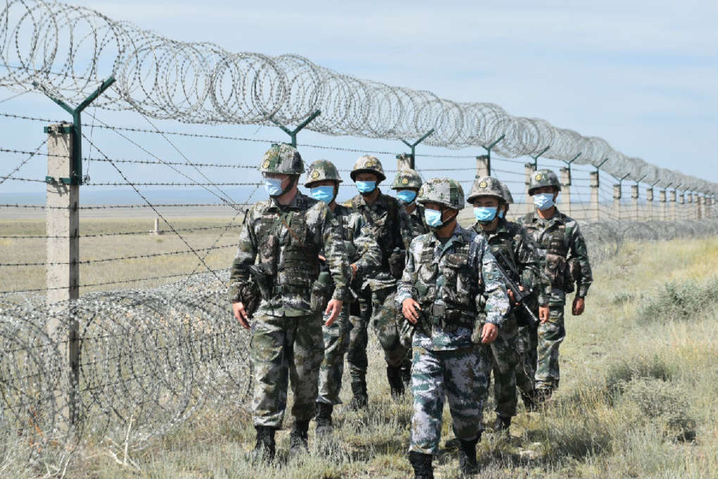 带你走进茫茫戈壁滩,带你感受荒凉的戈壁滩