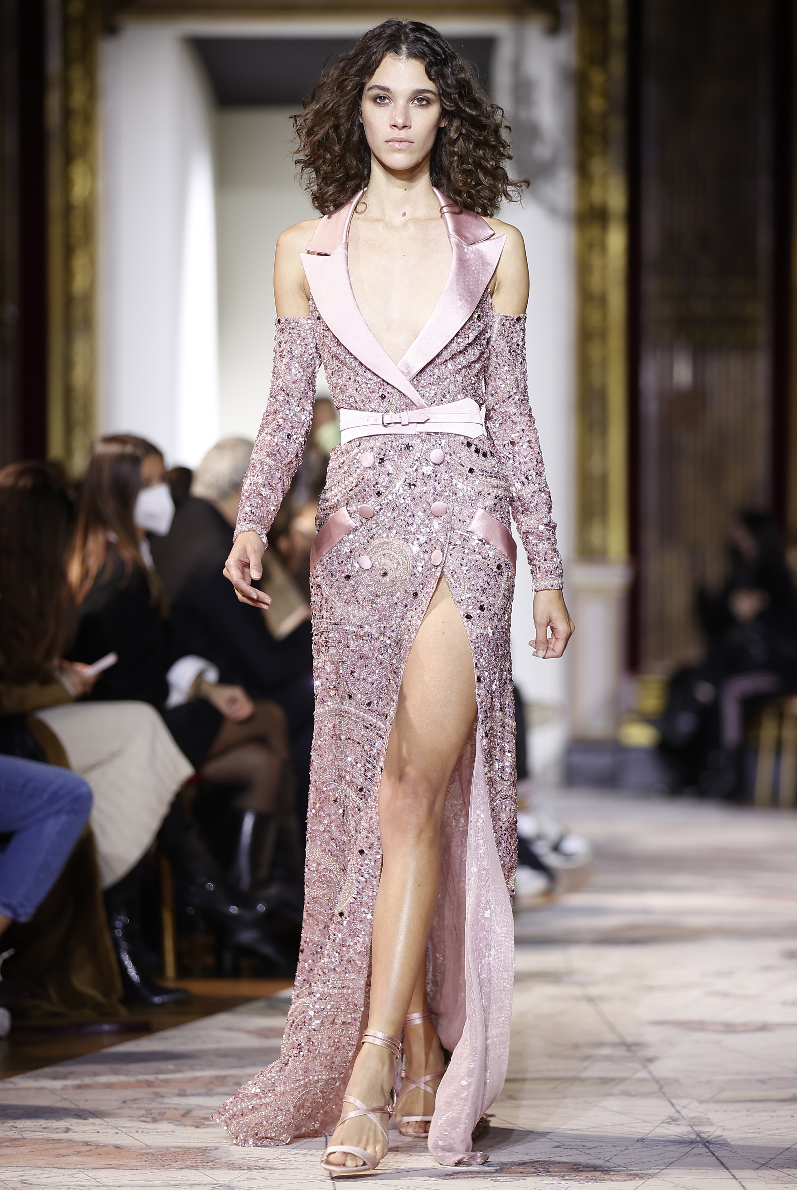 巴黎时装周2024高定,巴黎时装周2022高定