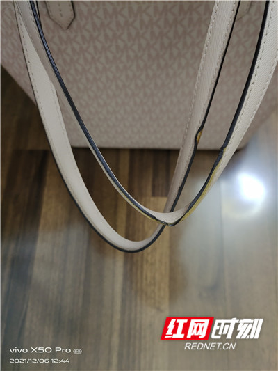 mk国际名包,mk包包开胶