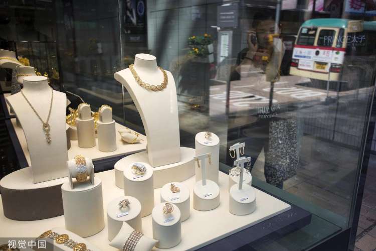 躲得过DR，躲不过周大福