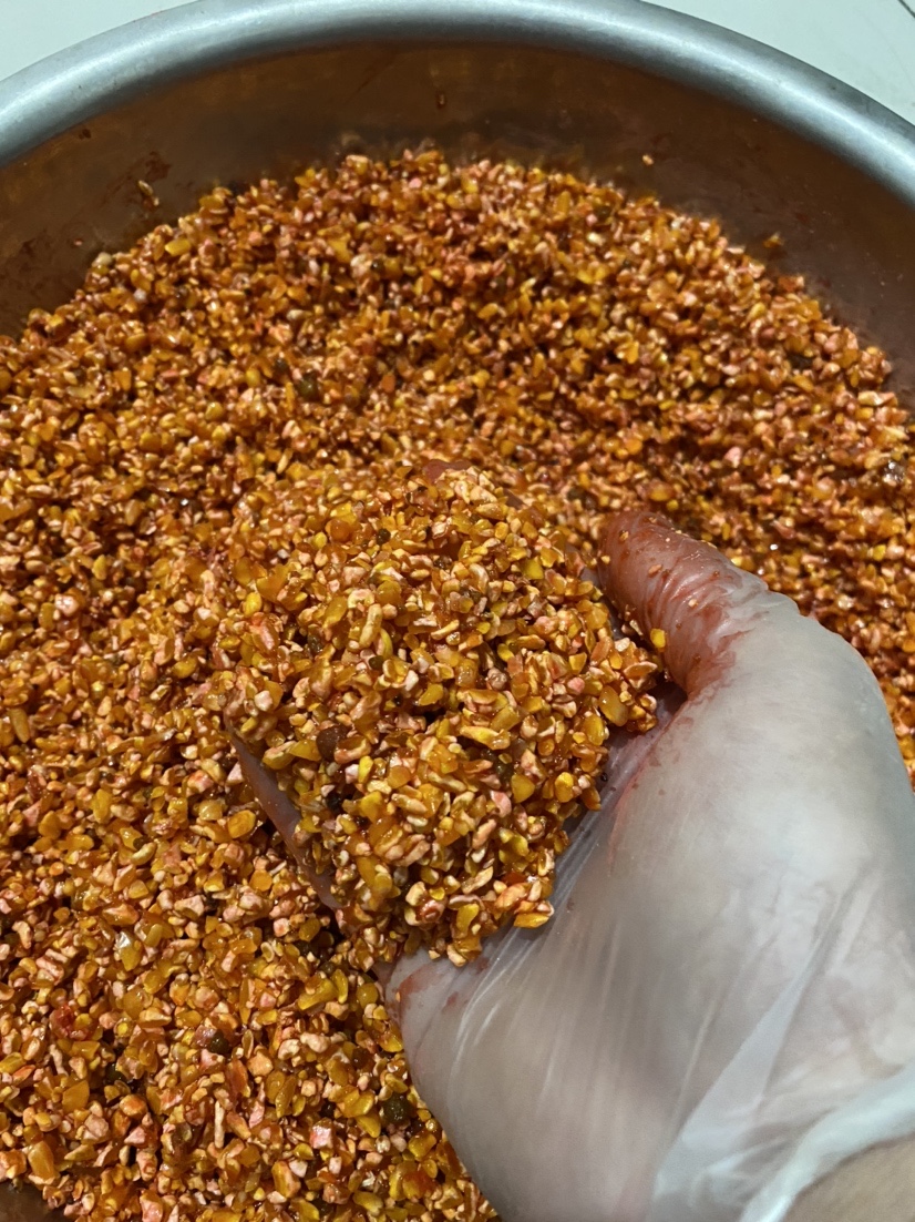 简单鲫鲤窝料,自制野钓鲤鲫鱼窝料配方大全