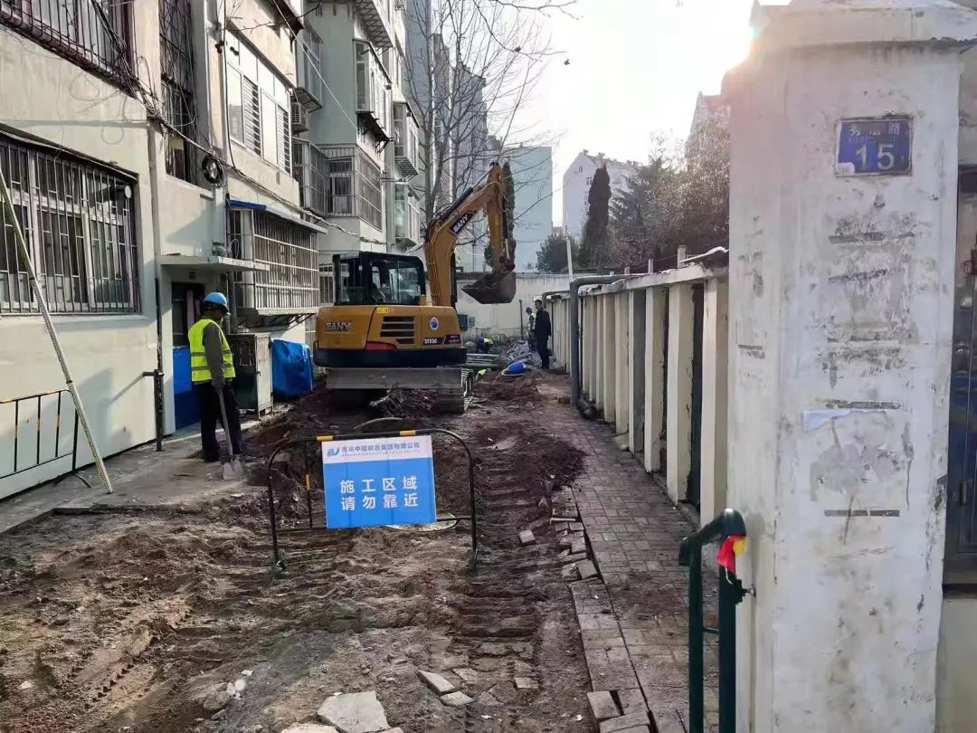 下水管道堵多年愁坏居民，老旧小区改造拔“病根”