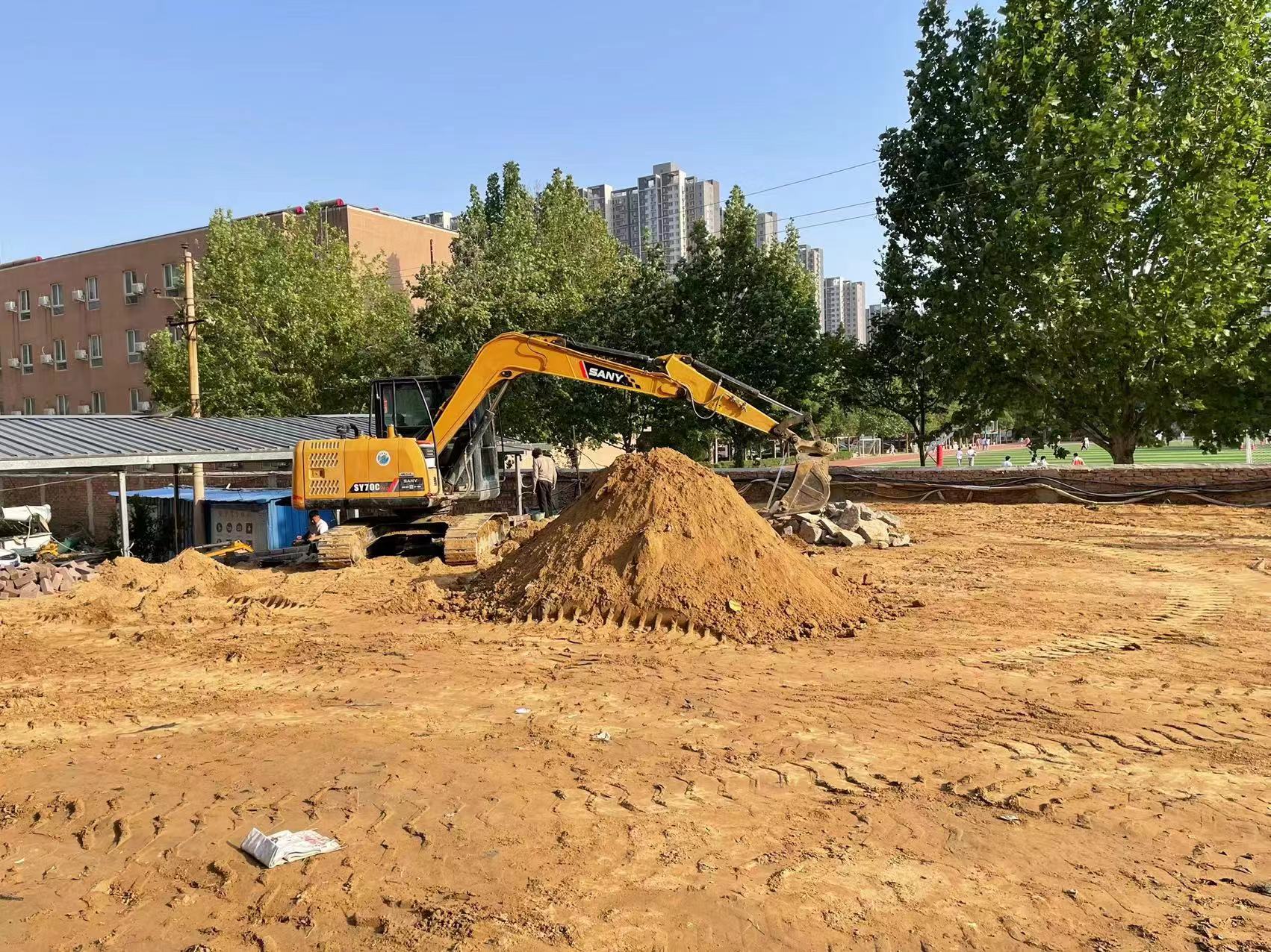 郑在督办|二七区正商城和园出门“遇”土方,居民:天天“吃土”