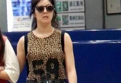 赵奕欢健身室大秀身材,赵奕欢健身大秀身材