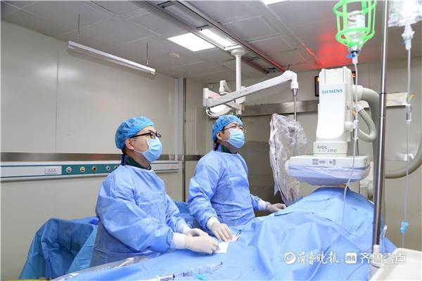 神奇！德州老刘吃西红柿后肚子疼，医生却为他植入了心脏支架…