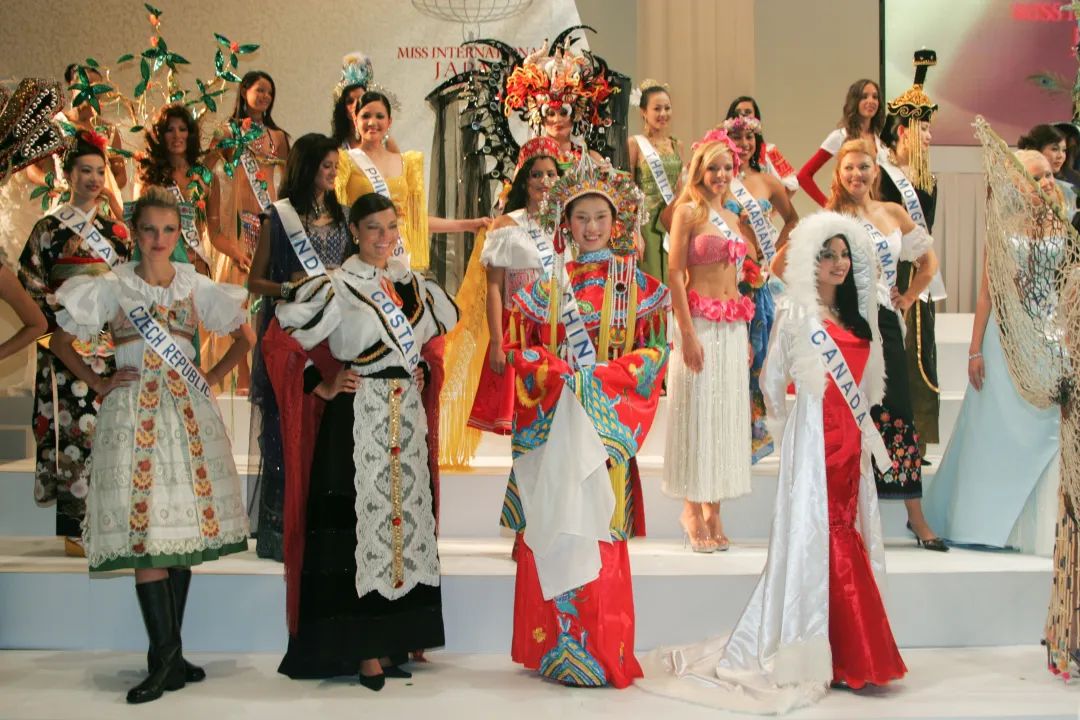 看展览感受变迁参观感想,参观看今朝展厅后的感想