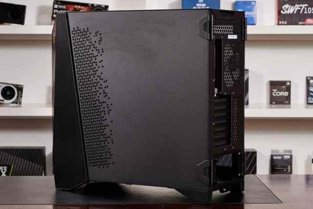 微星战神700机箱,微星700RL机箱