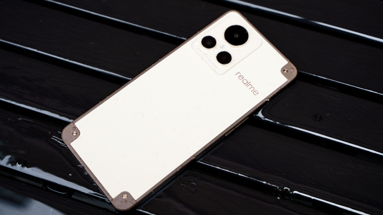 现在买手机的话买什么手机比较好,现在买手机推荐哪种性价比手机