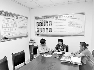 为人民架起友谊的桥梁,为人民群众架起连心桥