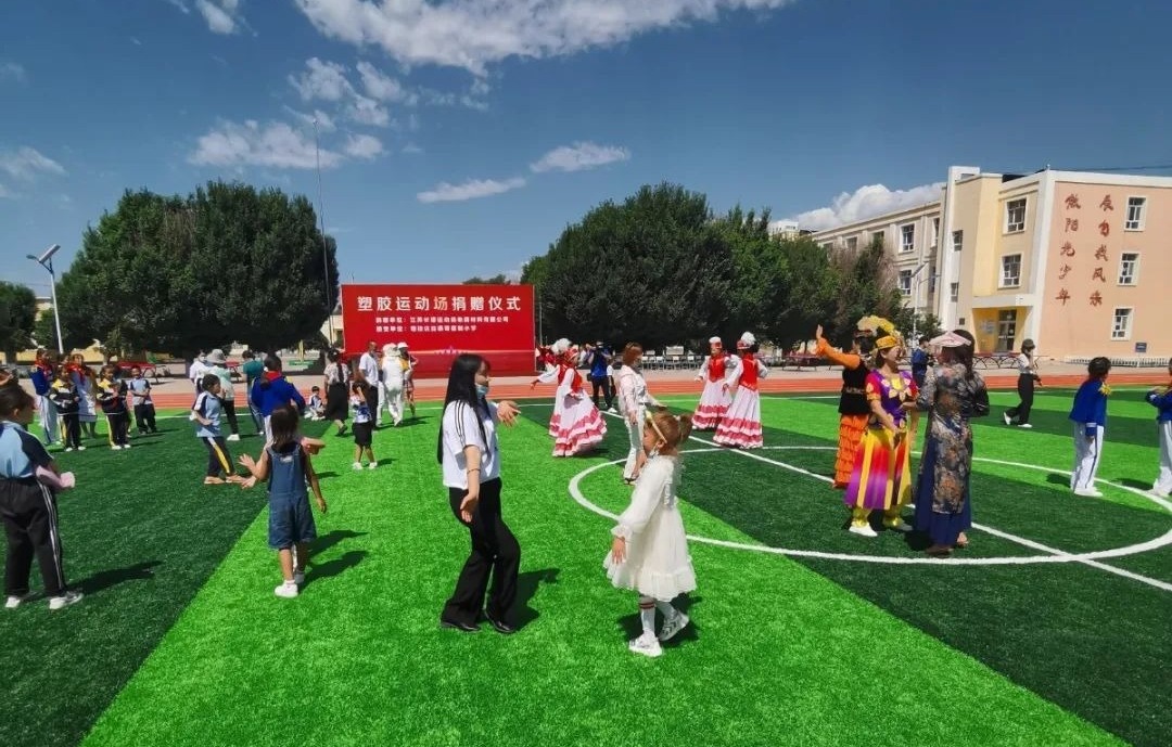 特克斯县中心小学,特克斯县中小学