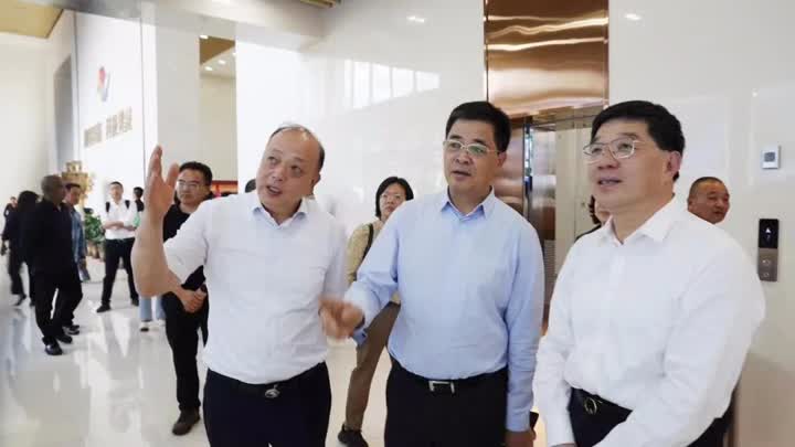 缺氧不缺斗志,缺氧不缺信念和智慧