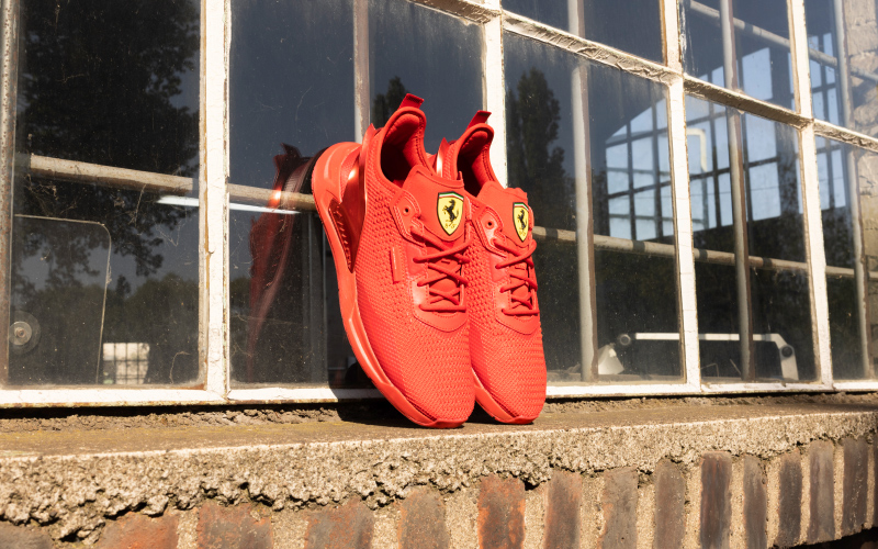 今日消费资讯：GUCCI推出全新GucciAttache系列手袋、PUMA推出全新Ferrari赛车系列