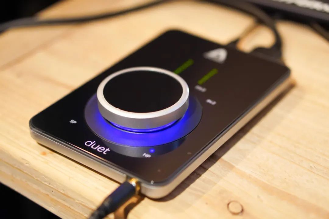 推荐一款专业级声卡,录音声卡推荐入门级300以内