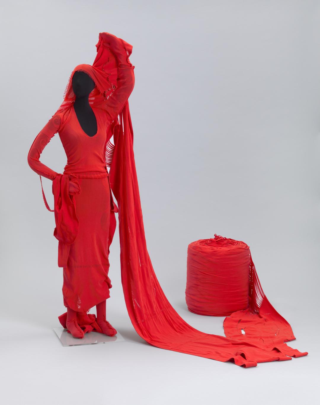 三宅一生最经典的是什么,三宅一生成功秘诀