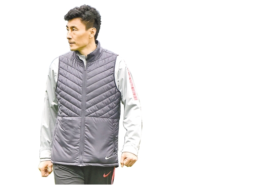 李玮锋和郑智广州德比,广州足球队最新消息李玮锋