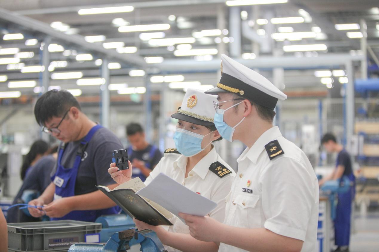 前8个月江苏进出口总值,2020江苏前八个月外贸进出口