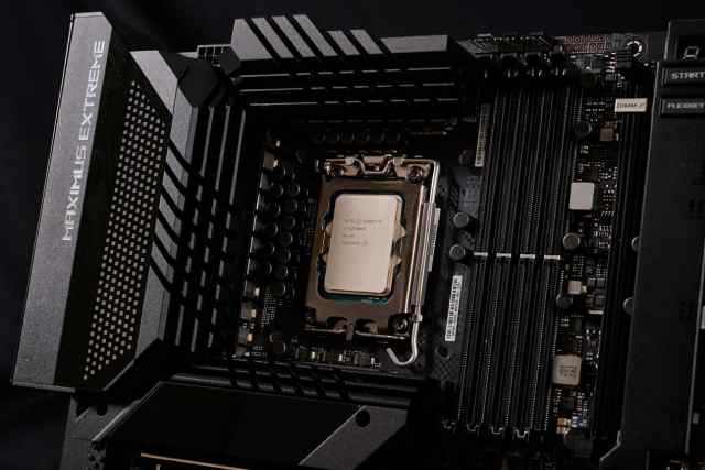 12代intelcorei7性能,笔记本12代i7性能过剩