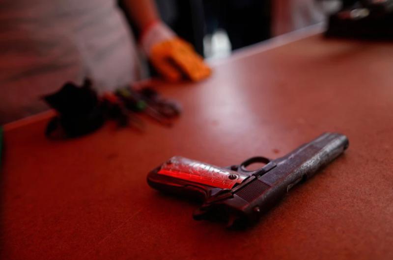 深受*私走**枪之害墨西哥起诉美国枪支销售商