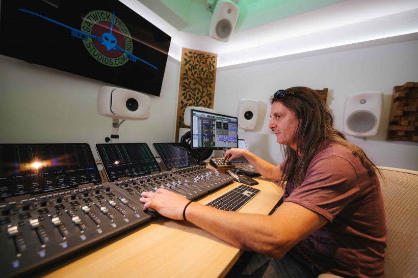 GENELEC 真力访谈：两位现场音响师，在没有演出的日子是怎么工(huā)作(qián)的？