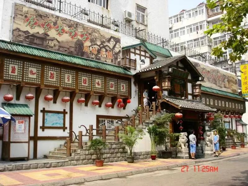 欠债4500万杭州卖烤肠的大叔,欠债4600万大叔卖烤肠赚6亿