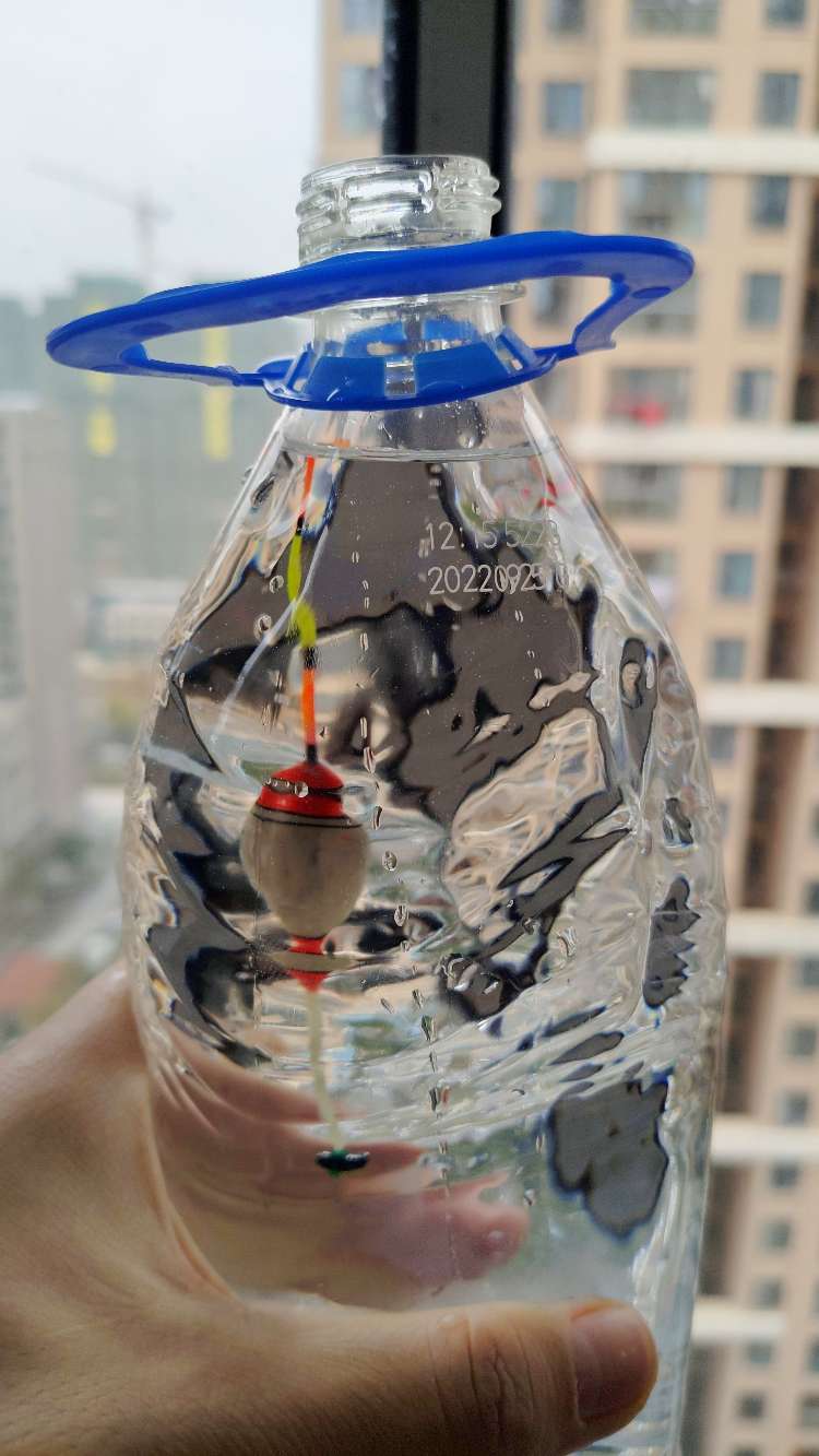 浮漂破了可以用吗,浮漂破了怎么维修