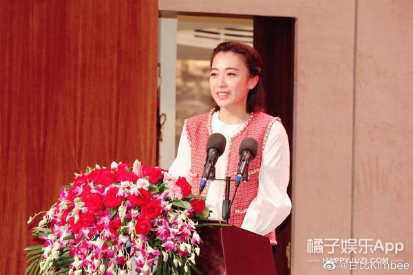 香港女首富甘比晒新照,香港女首富甘比今昔照片对比