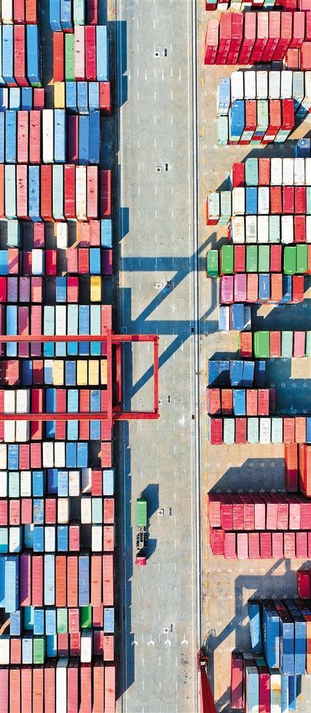 优化城市功能布局,优化提升中心城区功能