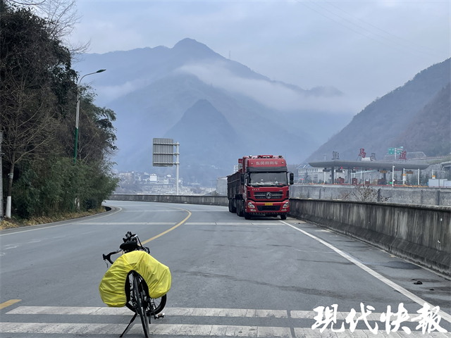 又到一年春运回家路有多辛苦,走过最长的路是春运的回家之路