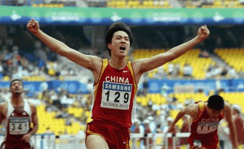 追光｜见字如面！来看这些文学巨匠写给体育的“情书”