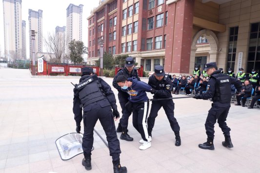 点赞附中弘信2022奋斗是最美的告别！