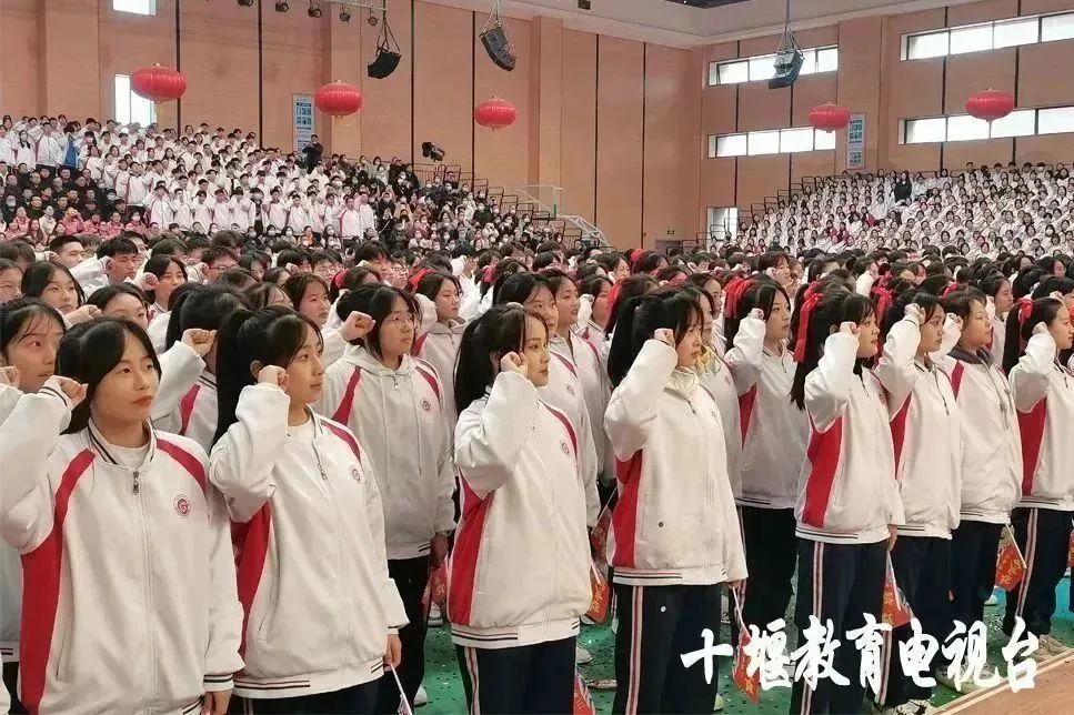 振奋人心的音乐校园,振奋人心的大学