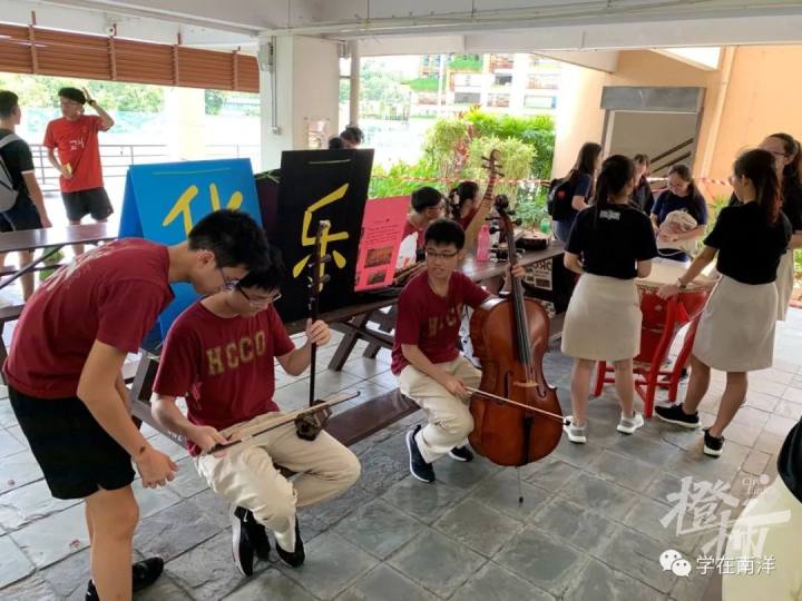 周受资怎么变成抖音执行官,周受资中文怎么那么好