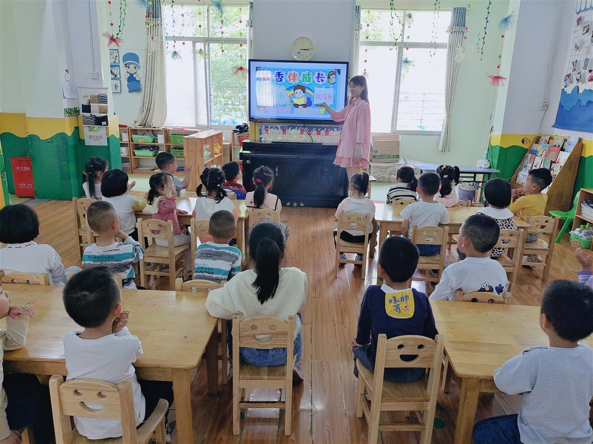 【书香伴成长共创文明城】襄阳市艺术幼儿园，实现全覆盖！