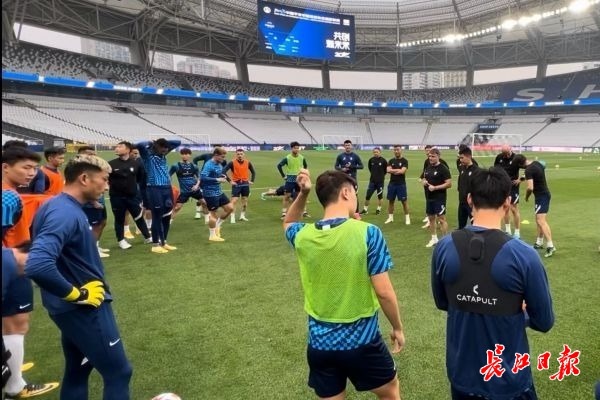 明日挑战“领头羊”，三镇主帅佩德罗：我们不会惧怕对手