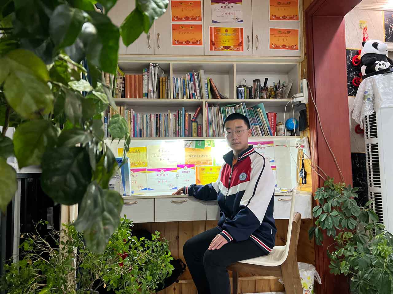 512地震北川打开生命通道,纪念北川地震十周年