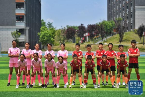 大凉山足球少年,大凉山彝族足球小伙试训