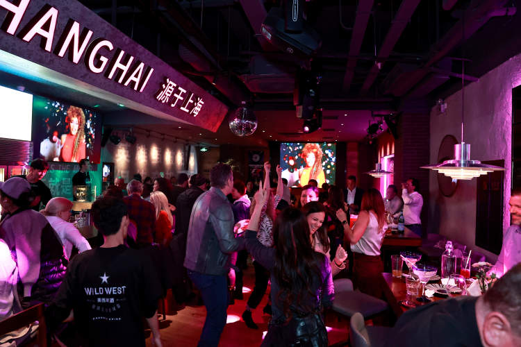 这个在上海开店20年的老外，进行了一次豪赌|“开洋荤”1