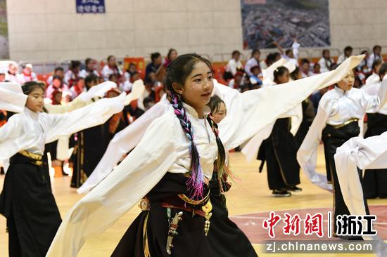 余杭区送温暖献爱心活动,多方合力为孤困儿童送温暖献爱心