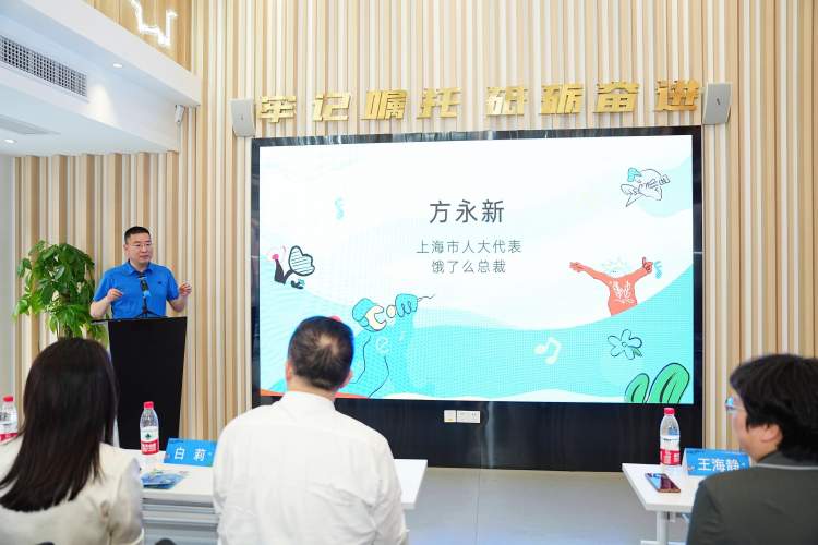 楗夸簡涔堝鍗栬揪浜鸿摑楠戝＋鏄灏戠骇,楗夸簡涔堣摑楠戝＋瀹夊叏浣撶郴