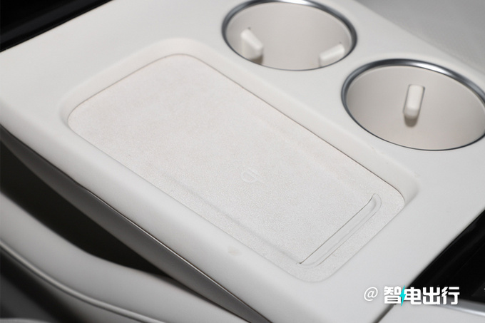 长城摩卡插混版和比亚迪dmp,新摩卡dht-phev2023对比唐冠军版