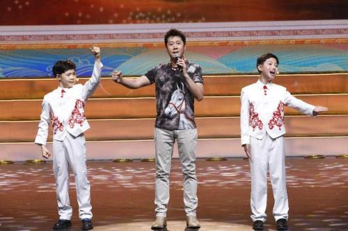 六一文艺汇演新颖主题名称,六一晚会主题创意新颖