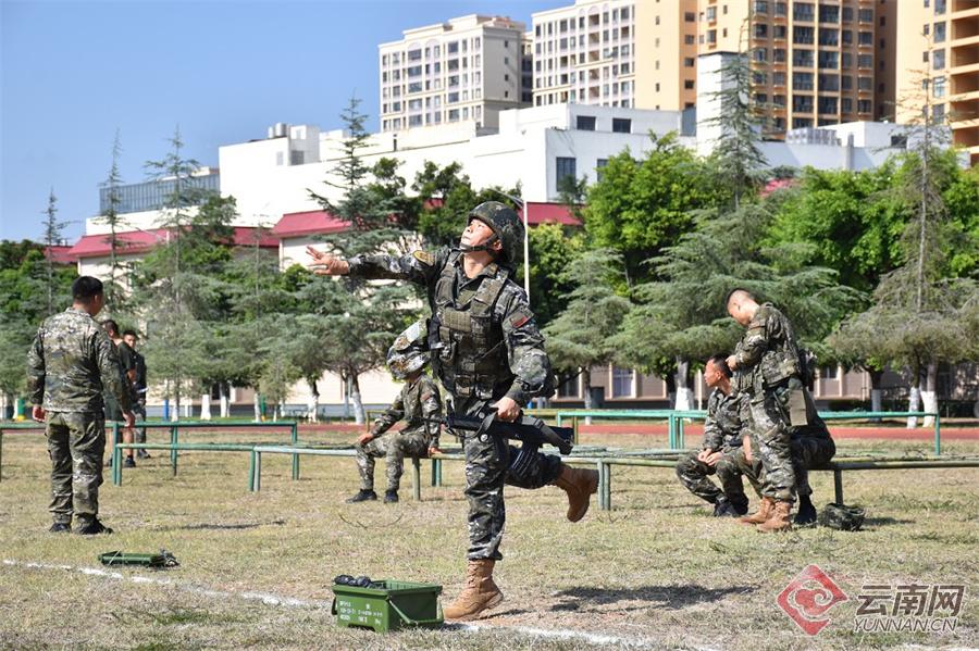超燃视频高燃阅兵,超燃视频震撼全场军人