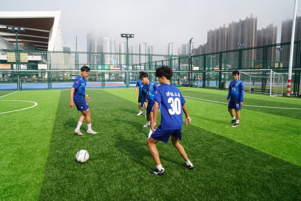 倒影|绿茵场上，三战高考