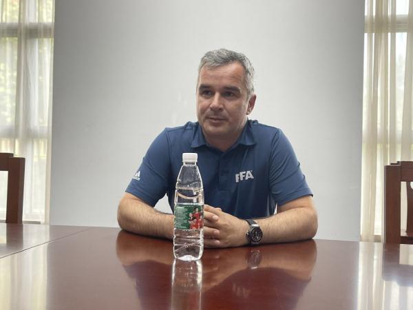 基石足球,足球基石